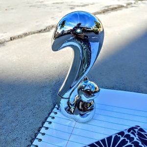 Adorable squirrel 🖊 pens